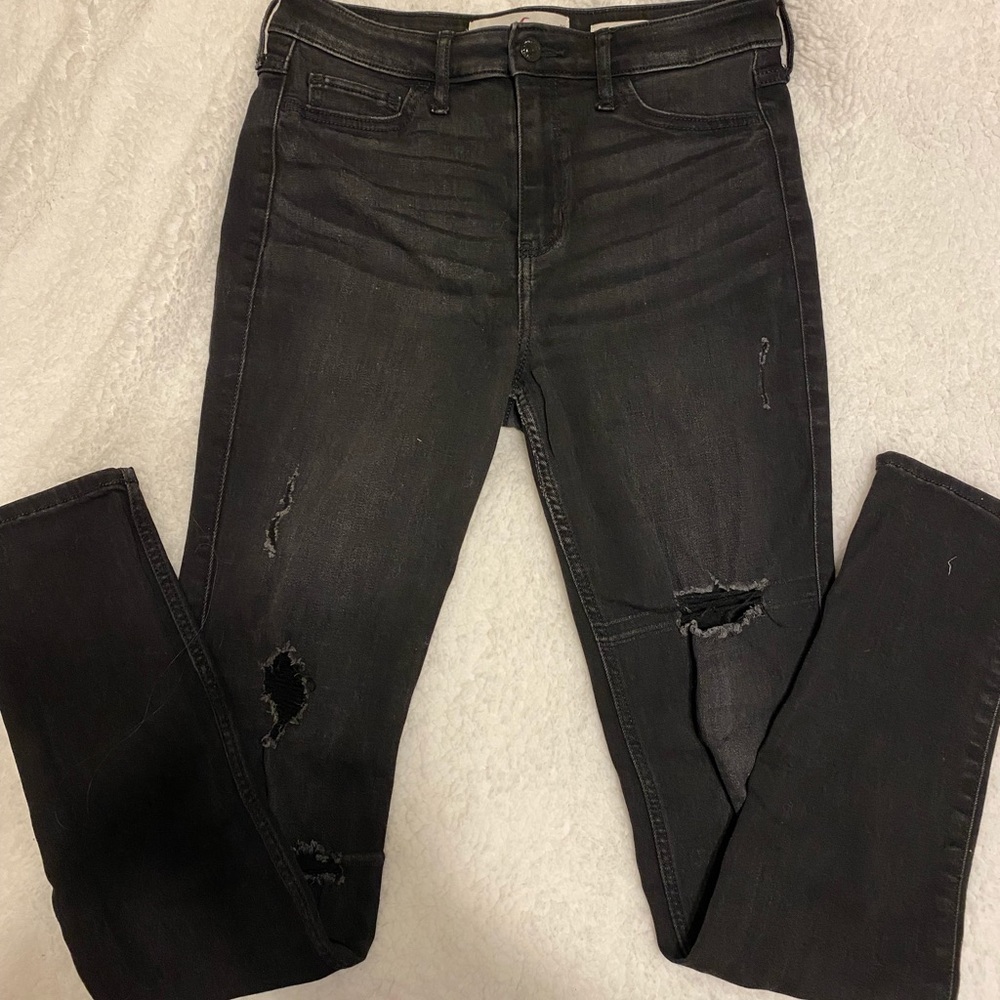 Hollister black ripped skinny jeans